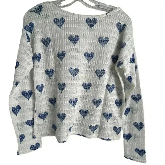 Aeropostale Women's M White Blue Heart  Pullover Sweater Solid Pattern - Picture 7 of 8